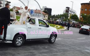 Papa Francisco celebra en Portugal centenario de la Virgen de Fátima