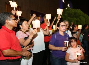 Catedral de Managua se ilumina para conmemorar centenario de la aparición de Virgen de Fátima