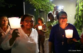 Catedral de Managua se ilumina para conmemorar centenario de la aparición de Virgen de Fátima