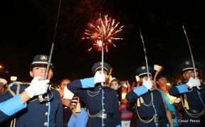 Catedral de Managua se ilumina para conmemorar centenario de la aparición de Virgen de Fátima