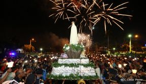 Catedral de Managua se ilumina para conmemorar centenario de la aparición de Virgen de Fátima