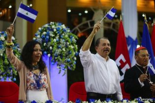 Presidente Daniel recibe Antorcha Centroamericana