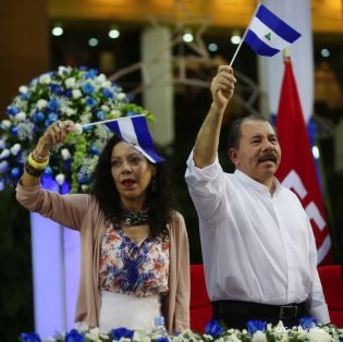 Presidente Daniel recibe Antorcha Centroamericana