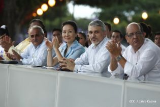 Presidente Daniel recibe Antorcha Centroamericana