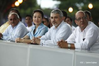 Presidente Daniel recibe Antorcha Centroamericana