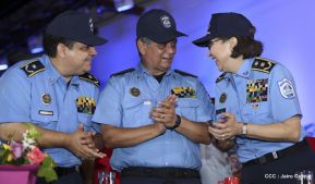 Daniel y Rosario presiden acto del 122 Aniversario del Natalicio del General Sandino