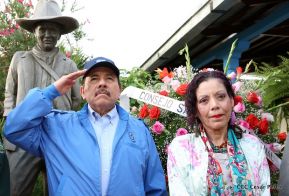 Daniel y Rosario presiden acto del 122 Aniversario del Natalicio del General Sandino