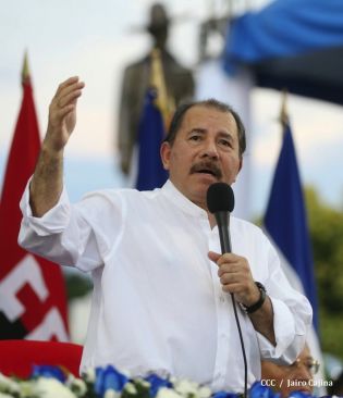 Presidente Daniel recibe Antorcha Centroamericana