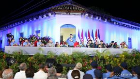 Daniel y Rosario presiden acto del 122 Aniversario del Natalicio del General Sandino