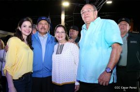 Daniel y Rosario presiden acto del 122 Aniversario del Natalicio del General Sandino