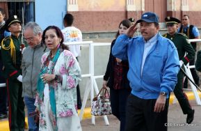 Daniel y Rosario presiden acto del 122 Aniversario del Natalicio del General Sandino