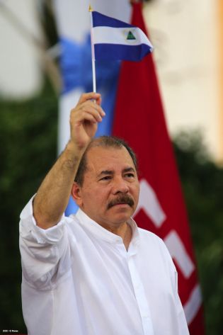 Presidente Daniel recibe Antorcha Centroamericana