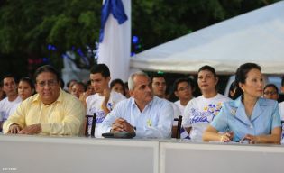 Presidente Daniel recibe Antorcha Centroamericana