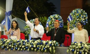 Presidente Daniel recibe Antorcha Centroamericana