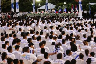 Presidente Daniel recibe Antorcha Centroamericana