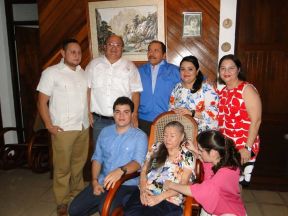 Presidente Daniel celebra el 84 aniversario natal de Blanca Segovia Sandino Aráuz