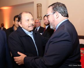 Comandante Daniel participa en clausura de Conferencia Business Future of the Americas 