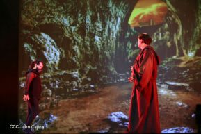 Presentación de la ópera "El Lobo y el Santo" en el Teatro Rubén Darío