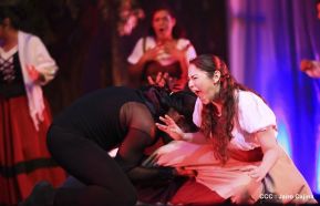 Presentación de la ópera "El Lobo y el Santo" en el Teatro Rubén Darío