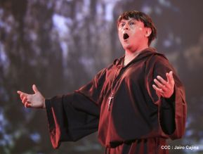 Presentación de la ópera "El Lobo y el Santo" en el Teatro Rubén Darío