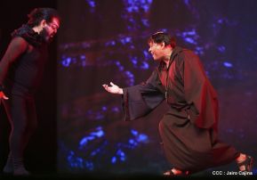 Presentación de la ópera "El Lobo y el Santo" en el Teatro Rubén Darío
