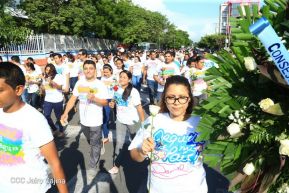 "Una flor para Carlos"