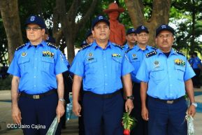 "Una flor para Carlos"