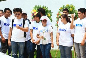 "Una flor para Carlos"