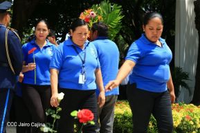 "Una flor para Carlos"