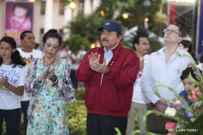 Daniel y Rosario en acto central del natalicio del Comandante Carlos Fonseca Amador
