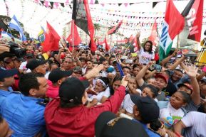 Daniel y Rosario junto al pueblo celebran 38 años del Repliegue a Masaya