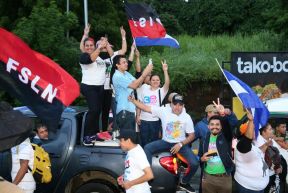 Daniel y Rosario junto al pueblo celebran 38 años del Repliegue a Masaya