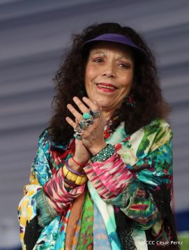 Daniel y Rosario junto al pueblo celebran 38 años del Repliegue a Masaya