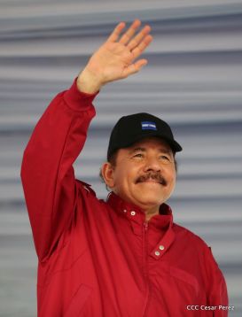 Daniel y Rosario junto al pueblo celebran 38 años del Repliegue a Masaya