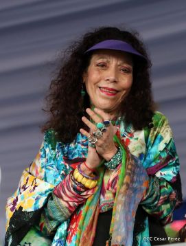 Daniel y Rosario junto al pueblo celebran 38 años del Repliegue a Masaya