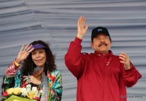 Daniel y Rosario junto al pueblo celebran 38 años del Repliegue a Masaya