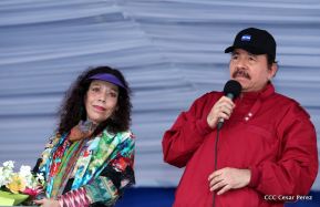 Daniel y Rosario junto al pueblo celebran 38 años del Repliegue a Masaya