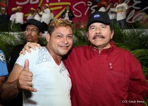 Daniel y Rosario junto al pueblo celebran 38 años del Repliegue a Masaya