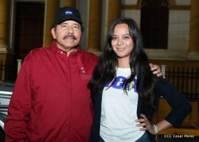 Daniel y Rosario junto al pueblo celebran 38 años del Repliegue a Masaya