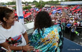Daniel y Rosario junto al pueblo celebran 38 años del Repliegue a Masaya