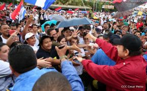 Daniel y Rosario junto al pueblo celebran 38 años del Repliegue a Masaya