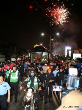 Daniel y Rosario junto al pueblo celebran 38 años del Repliegue a Masaya