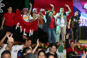 Daniel y Rosario junto al pueblo celebran 38 años del Repliegue a Masaya