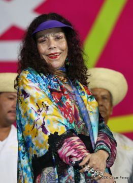 Daniel y Rosario junto al pueblo celebran 38 años del Repliegue a Masaya