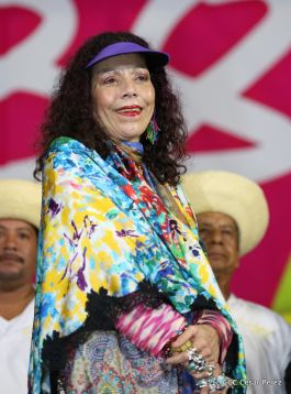 Daniel y Rosario junto al pueblo celebran 38 años del Repliegue a Masaya