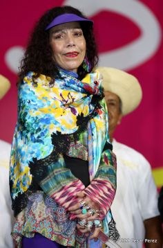 Daniel y Rosario junto al pueblo celebran 38 años del Repliegue a Masaya