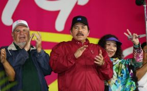 Daniel y Rosario junto al pueblo celebran 38 años del Repliegue a Masaya