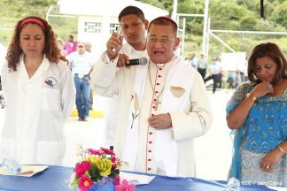 Cardenal Miguel inaugura Centro de Salud en La Libertad, Chontales