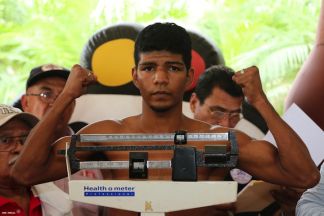 Dieron el peso... ¡y ahora van a la guerra!