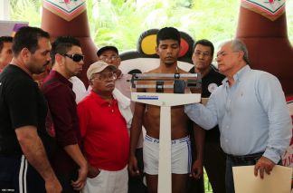 Dieron el peso... ¡y ahora van a la guerra!